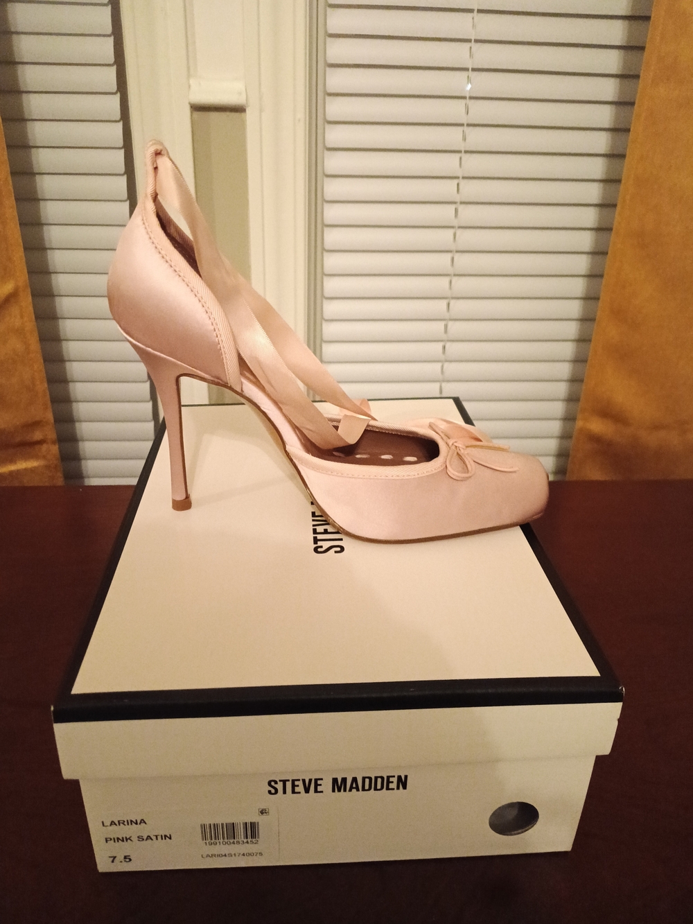 Steve Madden Pink Satin Larina Pointed-Toe Stiletto Pump